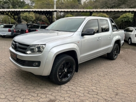 AMAROK 2.0 TRENDLINE 4X4 CD 16V TURBO INTERCOOLER DIESEL 4P MANUAL