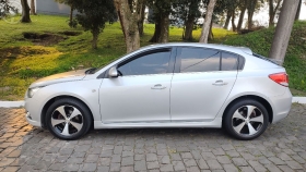 CRUZE 1.8 LT 16V FLEX 4P MANUAL